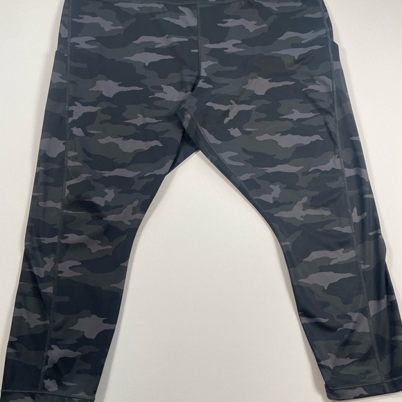 Athleta Ultimate Camo 7/8 Tights Women’s 3X Black Gray Leggings - Picture 5 of 10